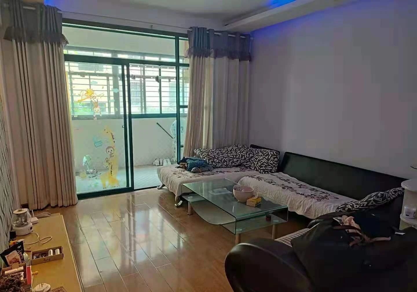 精装修花园洋房2楼，前进路和立业路交界处，10年新房